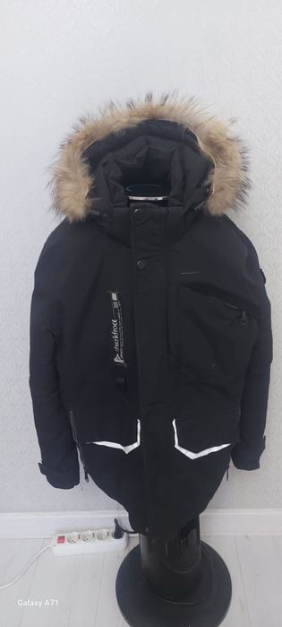 Продам две мальчиковые куртки