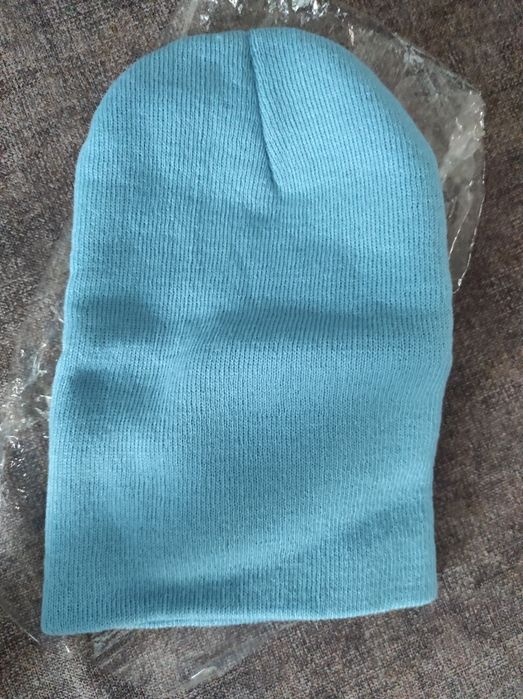 Шапка весна-осень (новая)