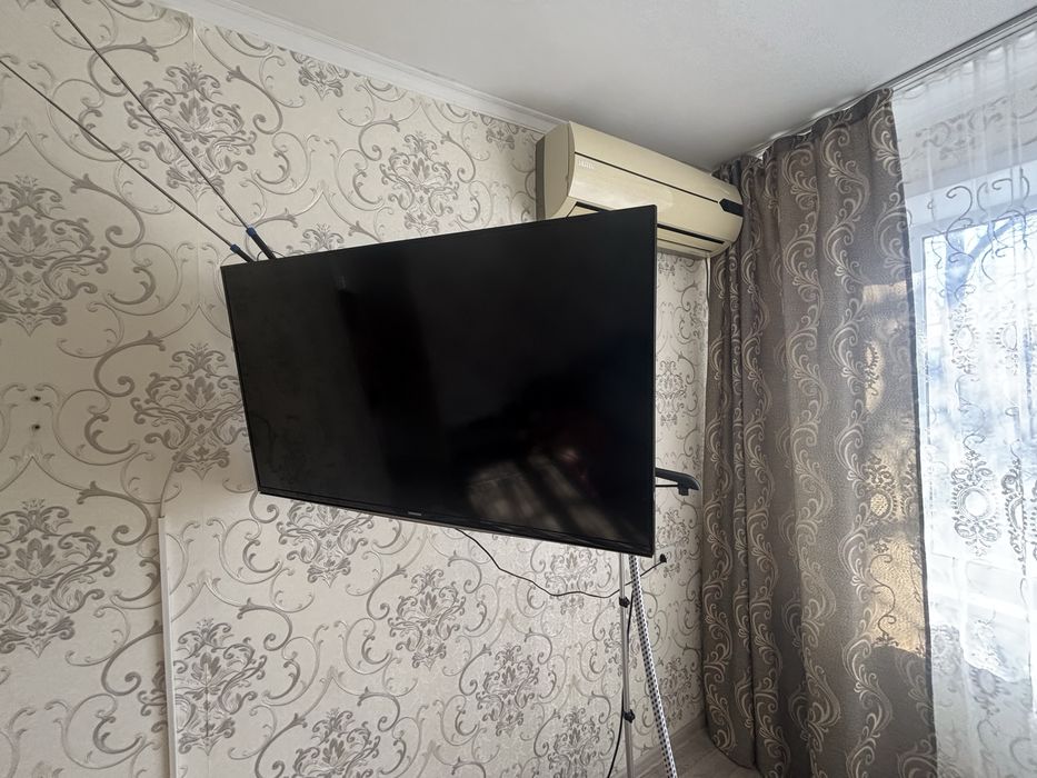 Продам телевизор