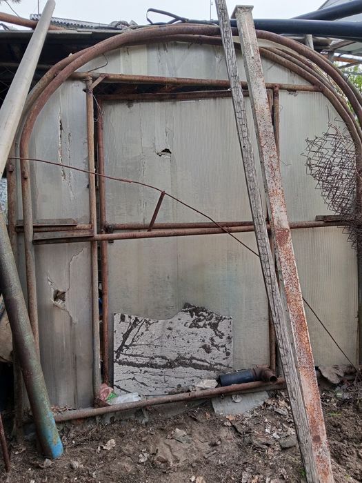 Продам каркас от теплицы