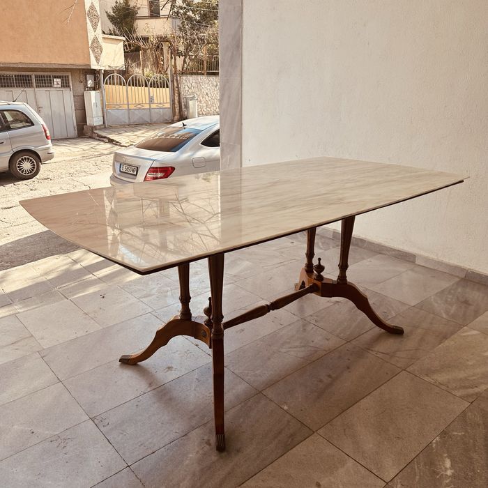 Италианска класическа маса с мраморен плот – неокласически стил