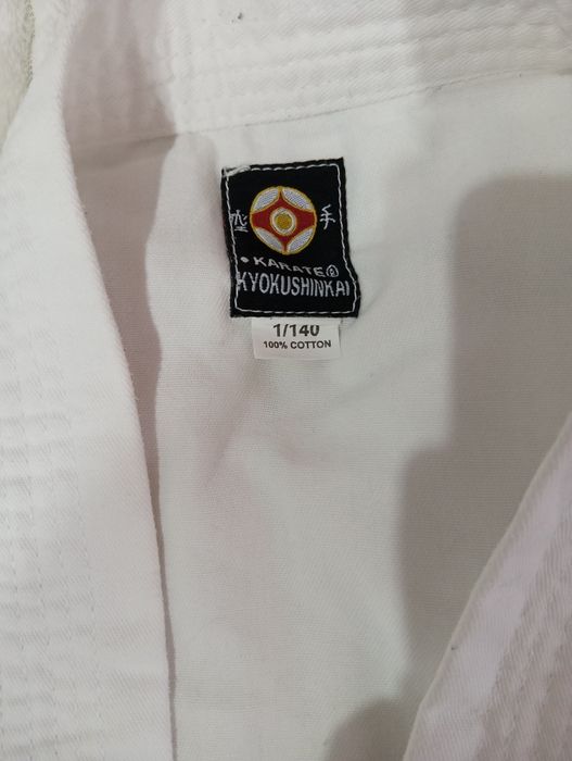 Продам форму на карате