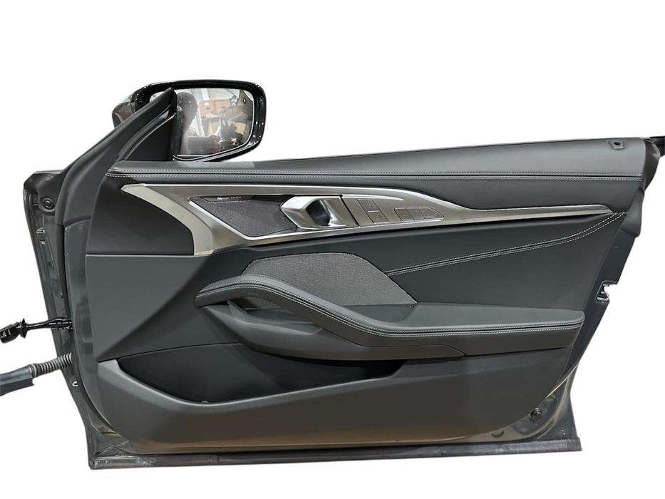 Bmw G16 8 series кожен салон