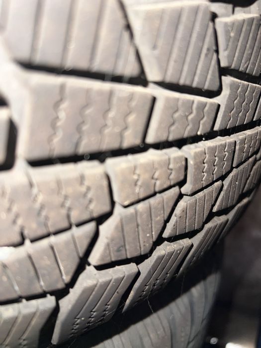 Cauciucuri de iarna cu jante otel 4x195/65/15 dedicate VW