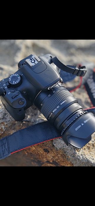Vând DSLR canon 550d