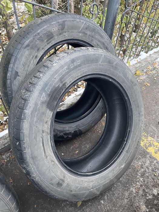 Шины Dunlop 235 65 R18 летние