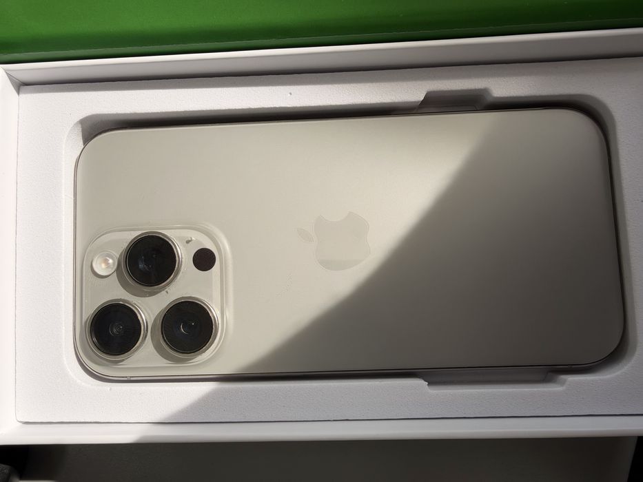 Iphone 16 pro , 256 GB , Space Gray