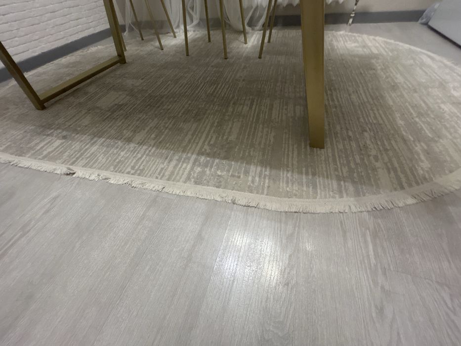 Продам ковры в отличном состоянии