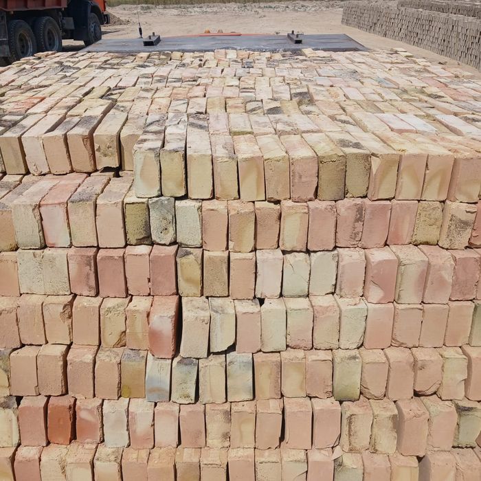 Кирпич уштушини бар