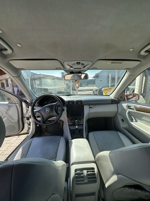 Mercedes-Benz C-Class W203