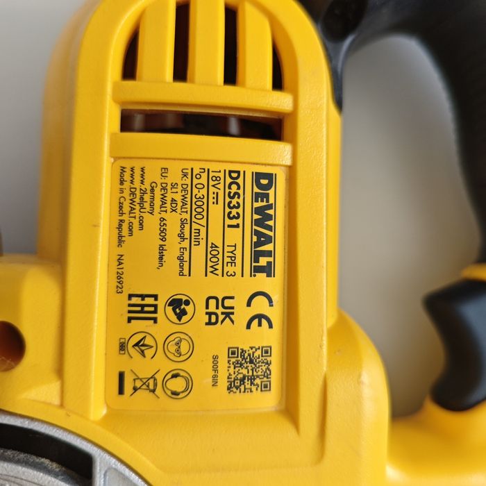 DeWalt прободен трион зеге 18v  DCS 331