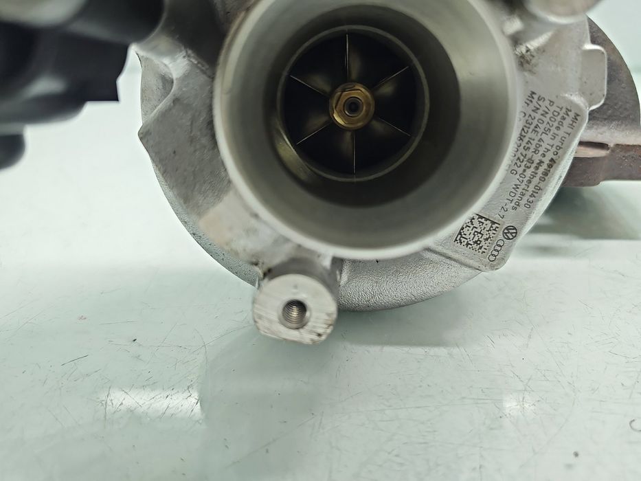 Turbina Seat Leon (5F1) [Fabr 2012-2018] 04E145722G 1.4 TFSI CZEA 110K
