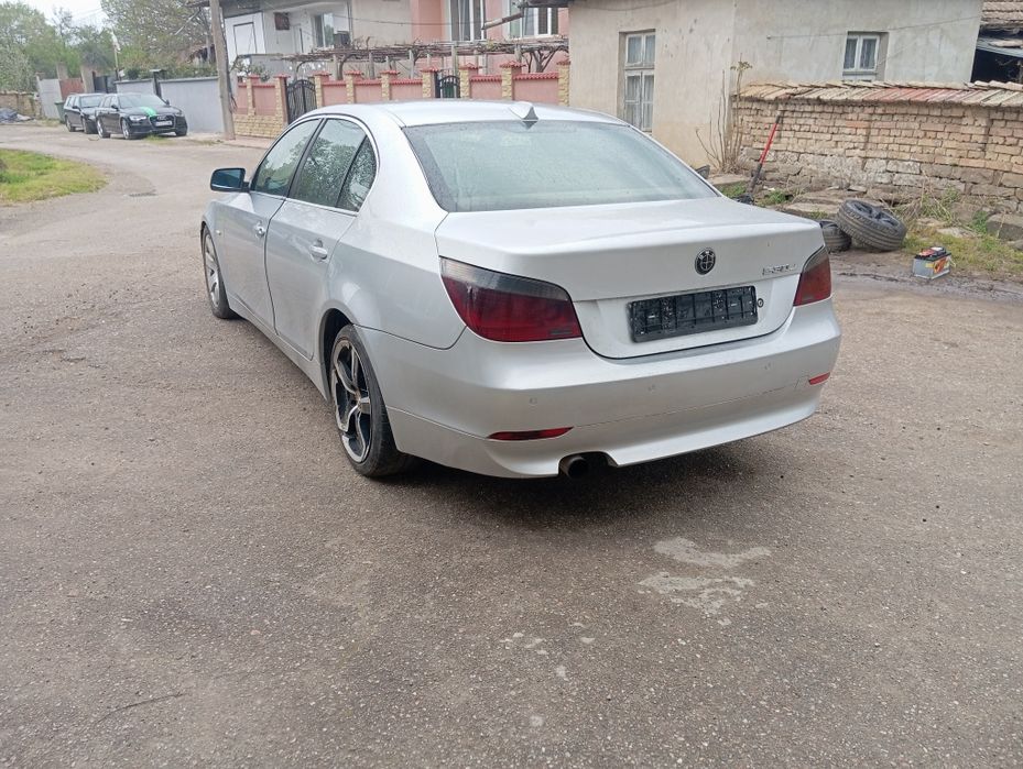 Продавам Е60 530D 218 ръчка Logic 7 На Части