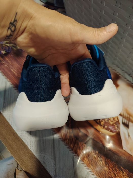 Adidașii copii nr