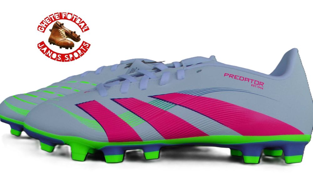 Ghete fotbal crampoane NOI Adidas Predator Club marimea 40