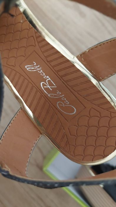 Дамски сандали платформа 37 / Обувки с нисък ток 38