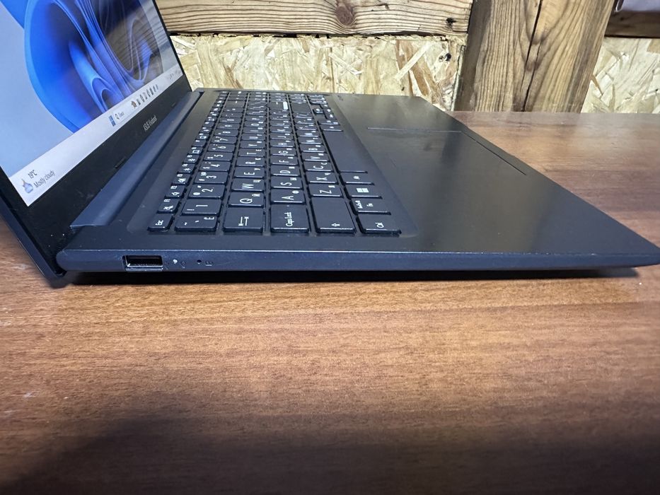 Ноутбук - intel Core i3(12th)/RAM 8Gb/SSD 512Gb/intel UND Graphics