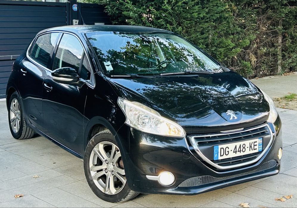 PEUGEOT 208 2015 — imagine 3