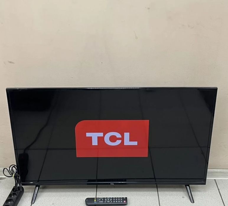 TCL 106 см smart tv телевизор