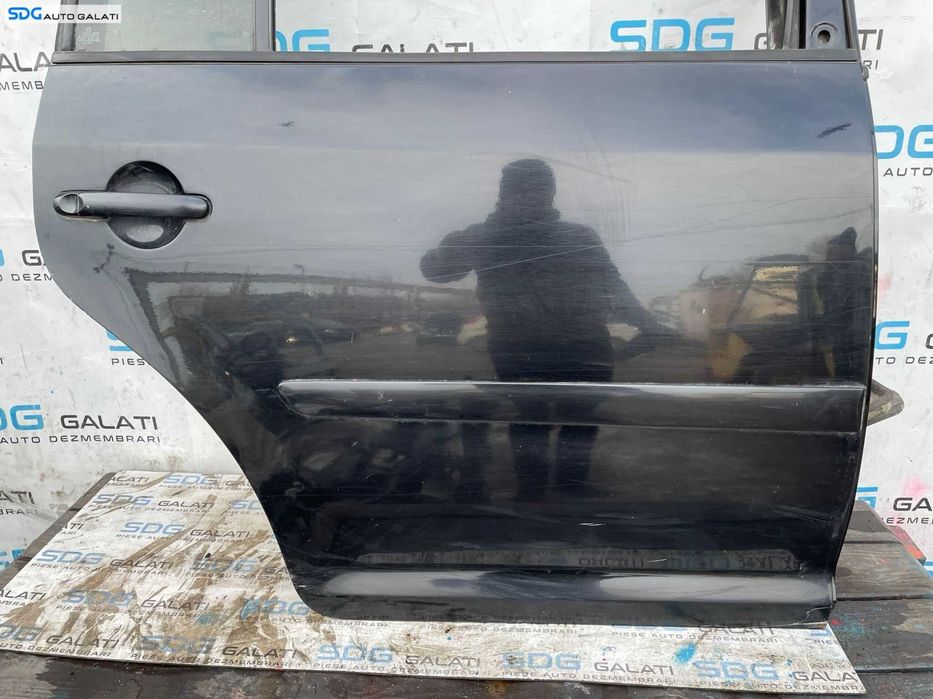 Usa Usi Portiera Portiere Spate Dreapta cu Inceput Rugina Volkswagen Touran 2003 - 2007 [X2958]