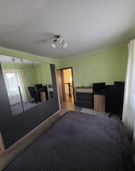 Proprietar vand casa individuala cu 4 camere si teren 820mp Dumbravita