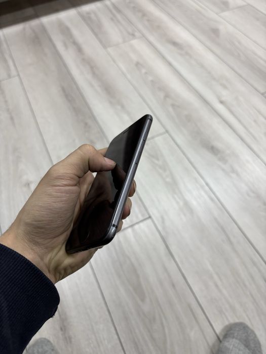 Айфон 8(64gb) 100%