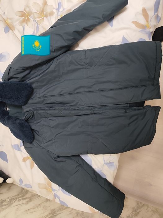 Продам куртку парадную зимнюю