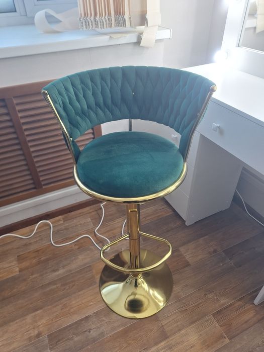 Барный стул, стульчик для визажиста