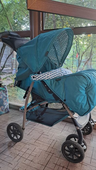 Продаётся детская коляска .