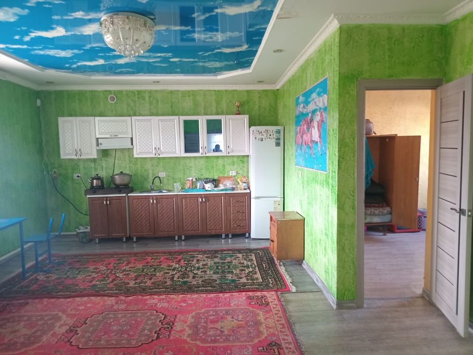 3 Бөлмелі жер үй сатылымда