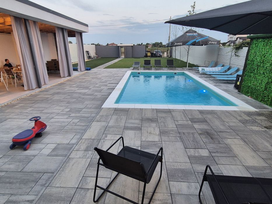 Inchiriez piscina privata pentru evenimente