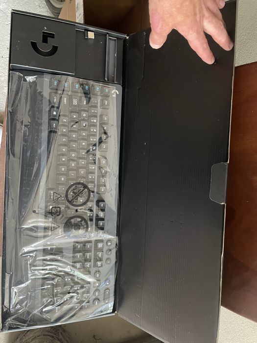 Logitech  G613 folosita nu mai mult de 3 ore