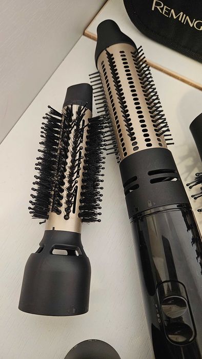 Четка за коса с горещ въздух