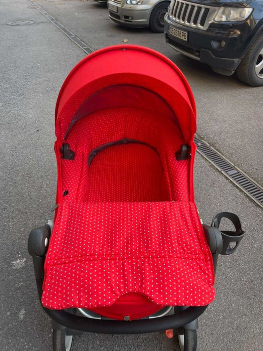 Бебешка количка Stokke