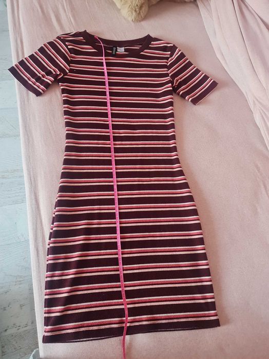 Рокля трикотажна с къс ръкав