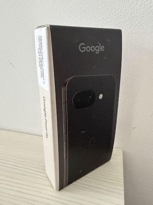 Telefon mobil Google Pixel 9a, 128GB, 8GB RAM, 5G