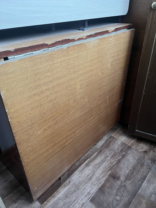 Продам стол тумбу