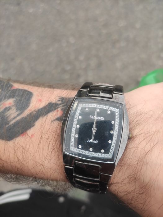 Продам часы RADO