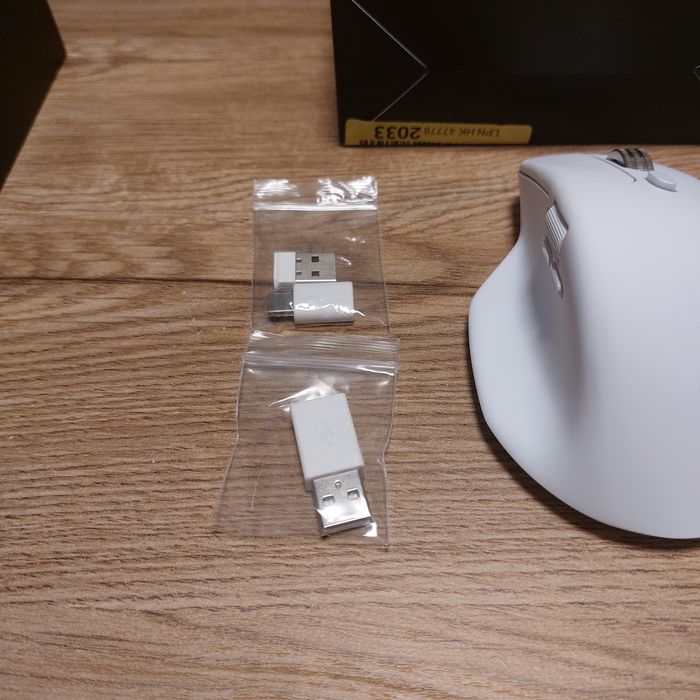 Безжична ергономична мишка Keychron M6 White (Пълен комплект)