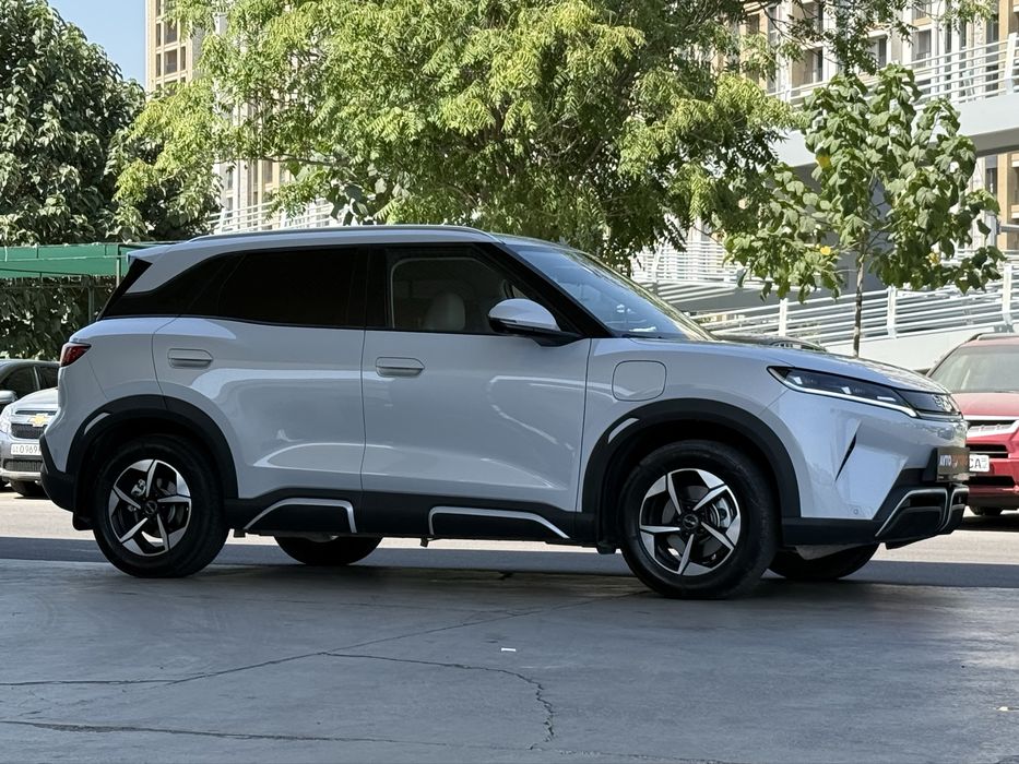BYD Yuan Up 2026 год