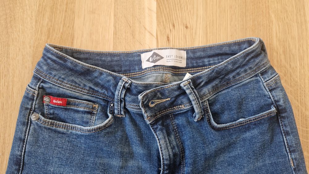 Blugi marca Lee Cooper W 25 L 30