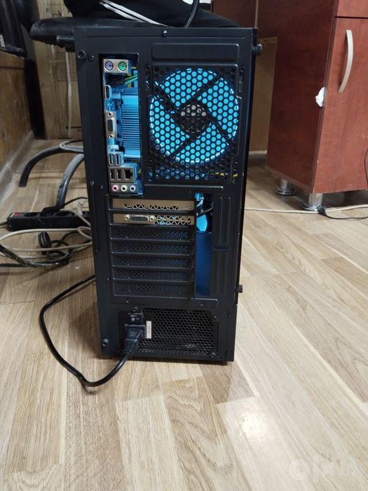Компьютер i5 7400+RX 580 8gb