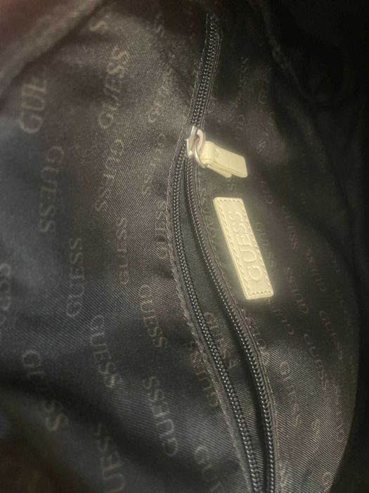 Rucsac roșu Guess （Stare la mâna a doua: 90%）