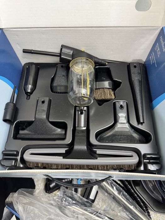 Продаеться новый, в полном комплекте, Американский пылесос Rainbow SRX