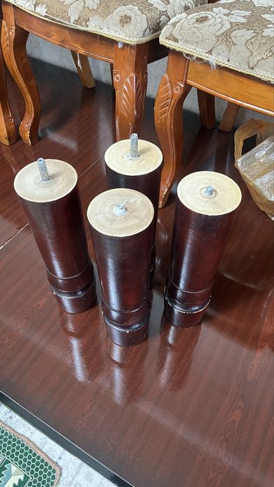 Гостевой стол 3,5 м со 12 стульями