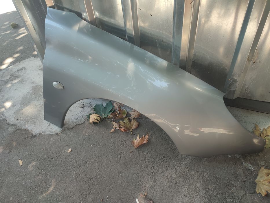 Десен калник от peugeot 206