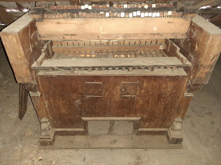 Masina de cusut necchi Pian orga vechi masa 150 ani