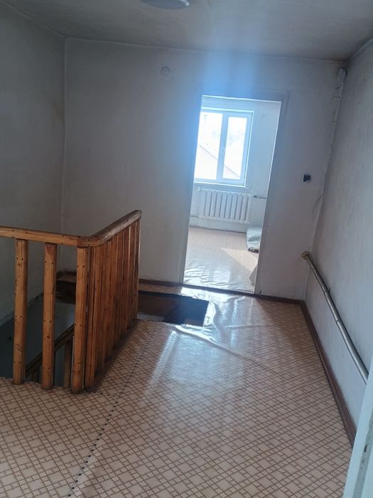 Продам двухуровневый дом.