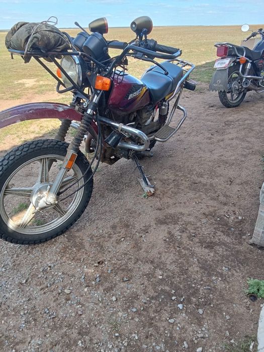 Прадается байге 200