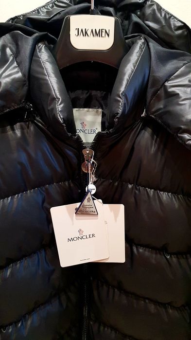 Geaca M0ncl3r umplutura puf calitate premium